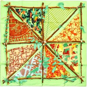 NWT Hermes Scarf Carré 90 "Le Robinson Chic" in Green